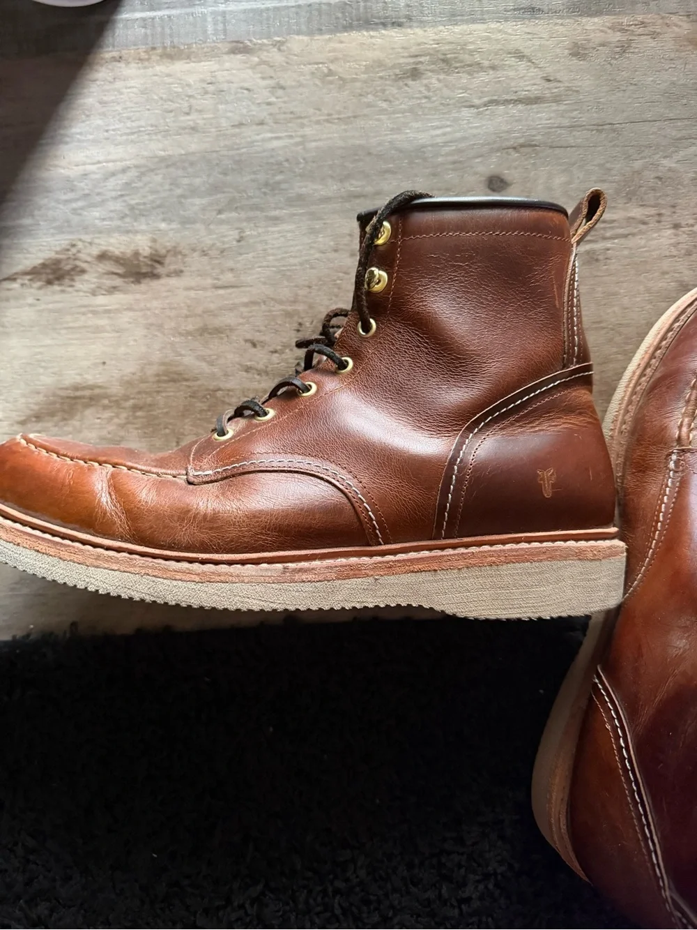 FRYE AND CO. Chestnut Brown Moc Toe Lace-Up Boots